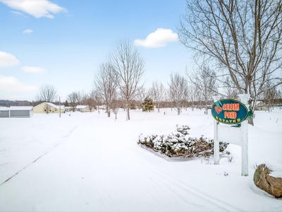 /international/us/lake-boulevard-lot-8-hart-mi-110105224412/