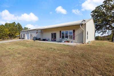 /international/us/228-river-canyon-road-macks-creek-mo-110100395235/