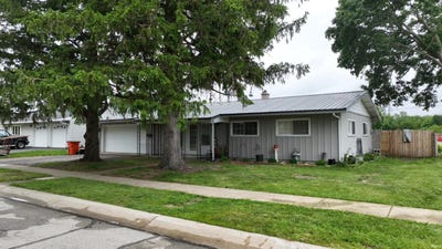 /international/us/535-twin-lakes-avenue-monticello-in-110108278967/