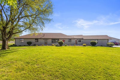 /international/us/12317-n-1100-e-road-catlin-il-110108019988/