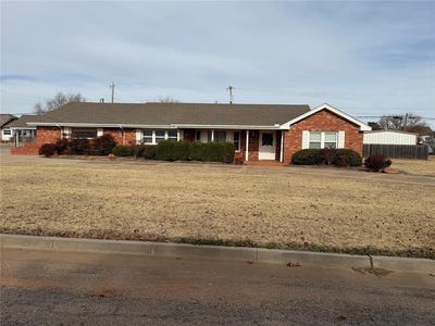/international/us/705-e-whitmer-sentinel-ok-110104197944/