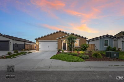 /international/us/7723-nigu-river-street-bakersfield-ca-110108473019/