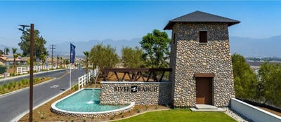 /international/us/2454-gunner-ridge-way-rialto-ca-110101271831/?lang=zh-tw