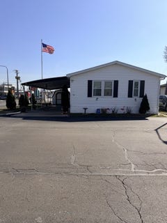 /international/us/8800-s-harlem-avenue-bridgeview-il-110106803176/