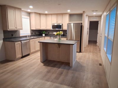 /international/us/3899-marion-williamsport-rd-east-caledonia-oh-110108017379/