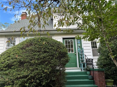 /international/us/201-maiden-lane-port-jefferson-ny-110120151349/