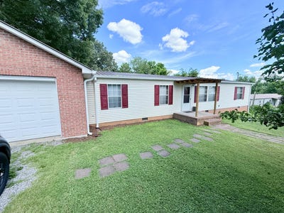 /international/us/4548-cherokee-drive-strawberry-plains-tn-110100917749/