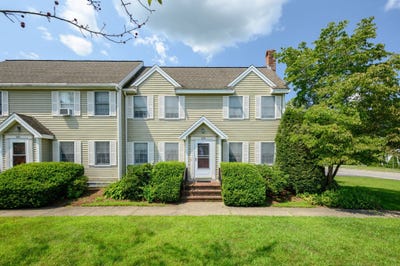 /international/us/279-central-st-east-bridgewater-ma-110120148529/