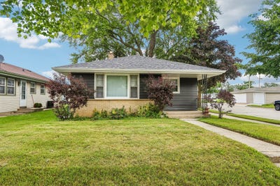 /international/us/2223-grove-ave-racine-wi-110109086269/