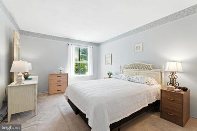 /international/us/6406-hilltop-drive-brookhaven-pa-110101199805/?lang=en