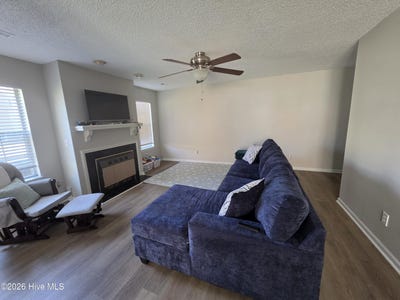 /international/us/2940-mulberry-lane-greenville-nc-110107959655/