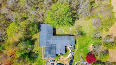 /international/us/2263-buckner-road-bumpass-va-110106719142/