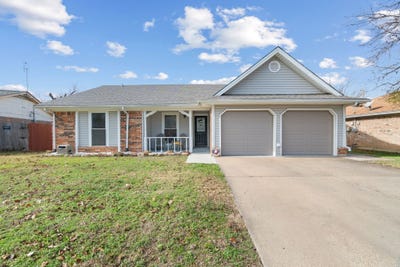 /international/us/7629-cedarhill-road-watauga-tx-110108496131/