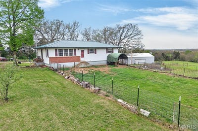 /international/us/27-pleasant-knoll-road-stoutland-mo-110107282841/