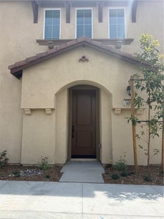 /international/us/6331-sierra-vista-ln-fontana-ca-110107762933/