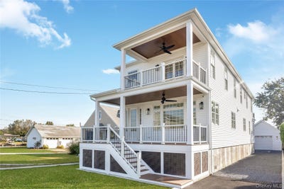 /international/us/11-riverdale-avenue-massapequa-ny-110120127187/