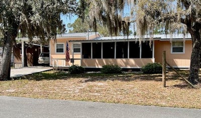 /international/us/12406-live-oak-st-cedar-key-fl-110104159429/