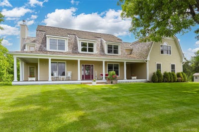 /international/us/12-nichris-lane-staatsburg-ny-110108654015/