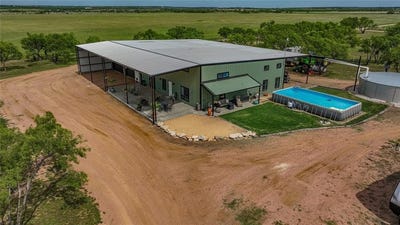 /international/us/1250-county-rd-419-rochelle-tx-110108154001/