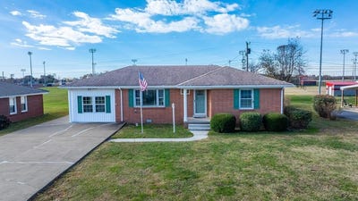 /international/us/117-sunset-drive-elkton-ky-110103603383/