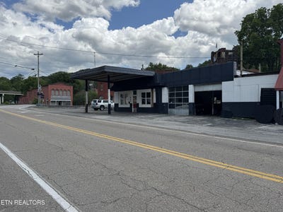 /international/us/503-main-st-oliver-springs-tn-110100968124/?lang=zh-cn