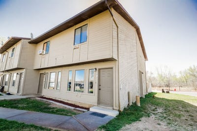 /international/us/1200-n-100-w-43-vernal-ut-110106932455/
