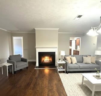 /international/us/403-bedfort-drive-duluth-ga-110105778705/