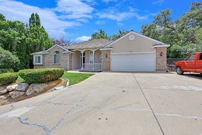 /international/us/889-e-ben-lomond-ave-s-south-ogden-ut-110103320534/