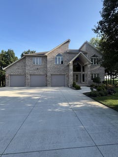 /international/us/216-candlewood-place-saint-marys-oh-110101126637/