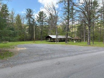 /international/us/valley-church-road-hopewell-pa-110107843485/