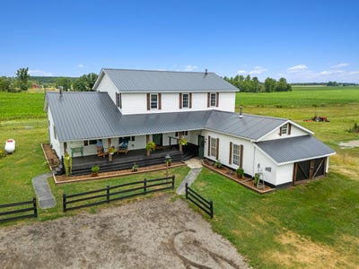 /international/us/8425-gilbert-road-pittsford-mi-110101220414/