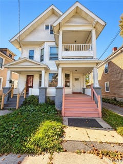 /international/us/16-emerson-avenue-utica-ny-110120751969/