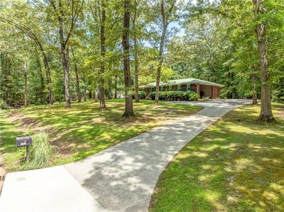 /international/us/192-saxon-court-canton-ga-110101219323/?lang=en