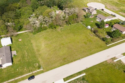 /international/us/settlers-trail-lot-35-braceville-il-110108091487/