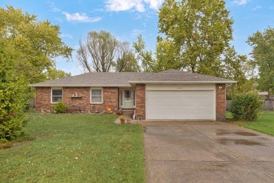 /international/us/159-rogers-drive-sparta-mo-110120577129/