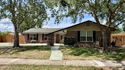 /international/us/1736-papaya-drive-n-orange-park-fl-110108348281/