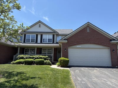 /international/us/6418-club-court-w-grand-blanc-mi-110108442537/