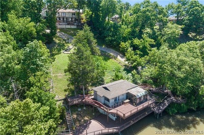 /international/us/180-borders-drive-lake-ozark-mo-110108150329/