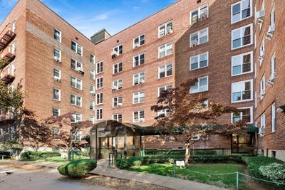 /international/us/367-avenue-s-brooklyn-ny-110120898674/