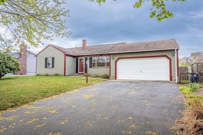 /international/us/82-cottonwood-rd-new-bedford-ma-110107809494/
