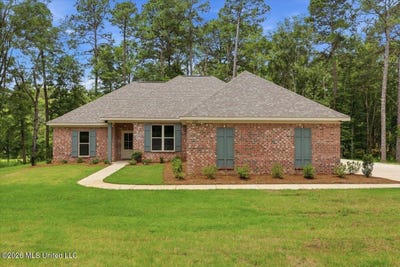 /international/us/225-walter-jones-road-mendenhall-ms-110106983750/