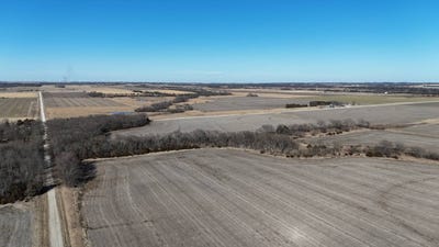 /international/us/10th-rd-trefoil-rd-leroy-ks-110106126322/
