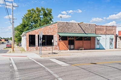 /international/us/103-e-broadway-ashland-mo-110107886088/
