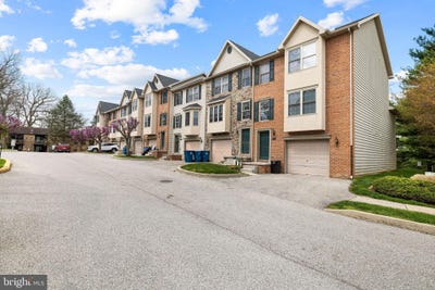 /international/us/26-shady-tree-court-york-pa-110107953173/