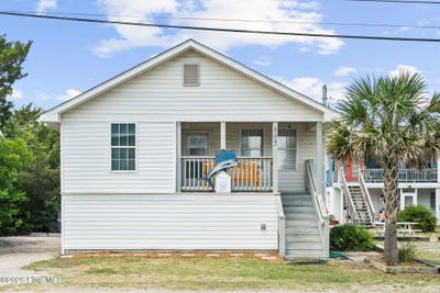 /international/us/805-carolina-beach-avenue-n-carolina-beach-nc-110108378254/