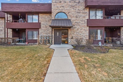 /international/us/1354-n-sterling-avenue-palatine-il-110107713977/