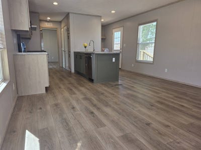 /international/us/1400-e-roosevelt-ave-grants-nm-110107880959/