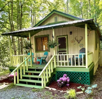 /international/us/180-valley-lane-bryson-city-nc-110108439124/