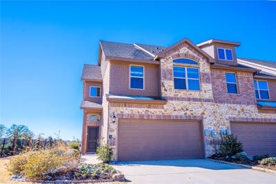/international/us/6819-topaz-drive-greenville-tx-110109184596/