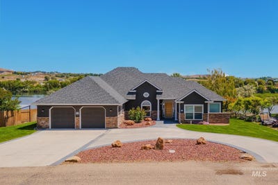 /international/us/311-riverview-drive-marsing-id-110100218683/
